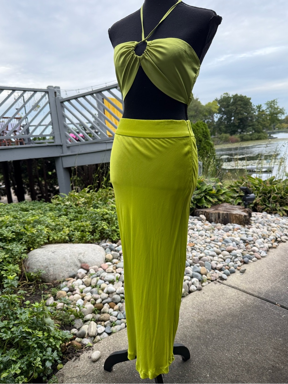Lime Green Maxi Skirt - Women size XS Zara pre -owned with free top